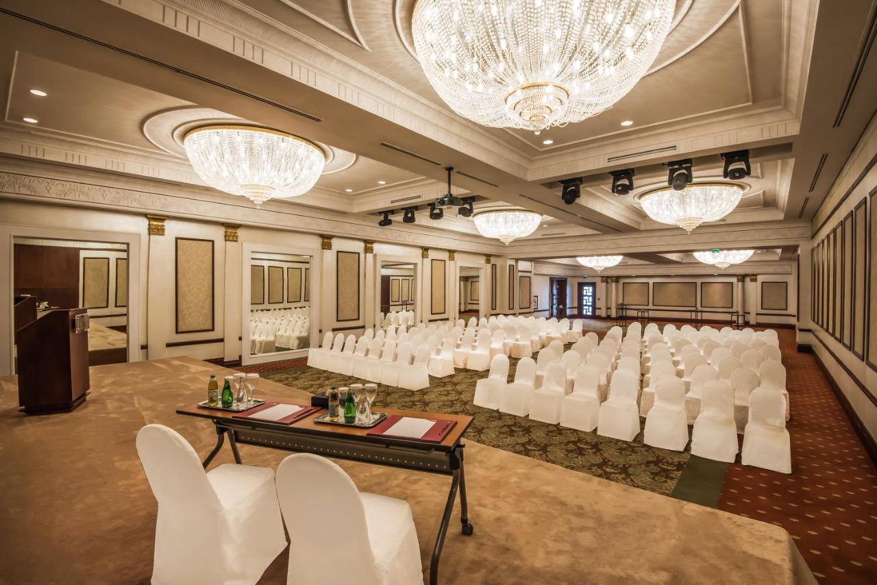 Отель Crowne Plaza Jeddah By Ihg Экстерьер фото The Imperial Ball Room