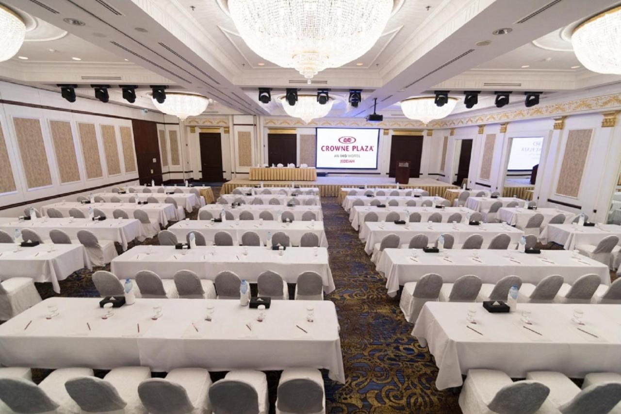 Отель Crowne Plaza Jeddah By Ihg Экстерьер фото The Grand Ballroom